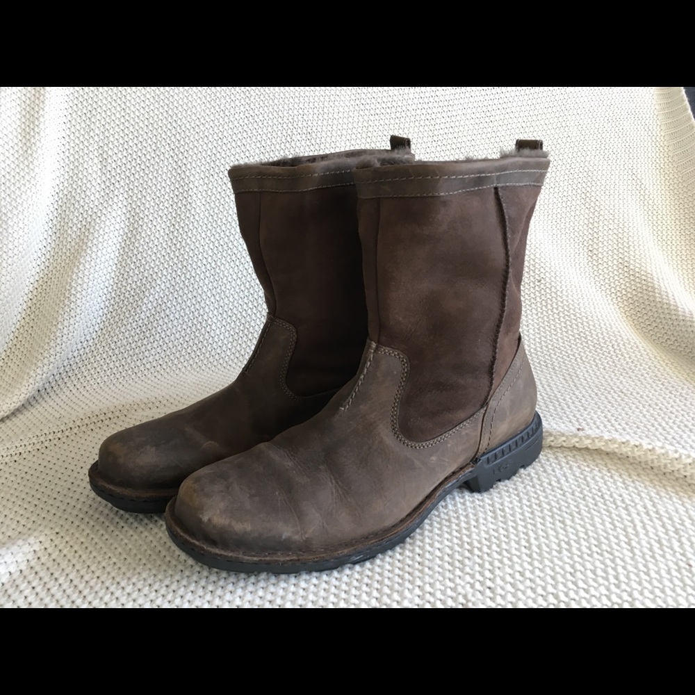 UGG Hartsville Waterproof Suède/Sheepskin Boots